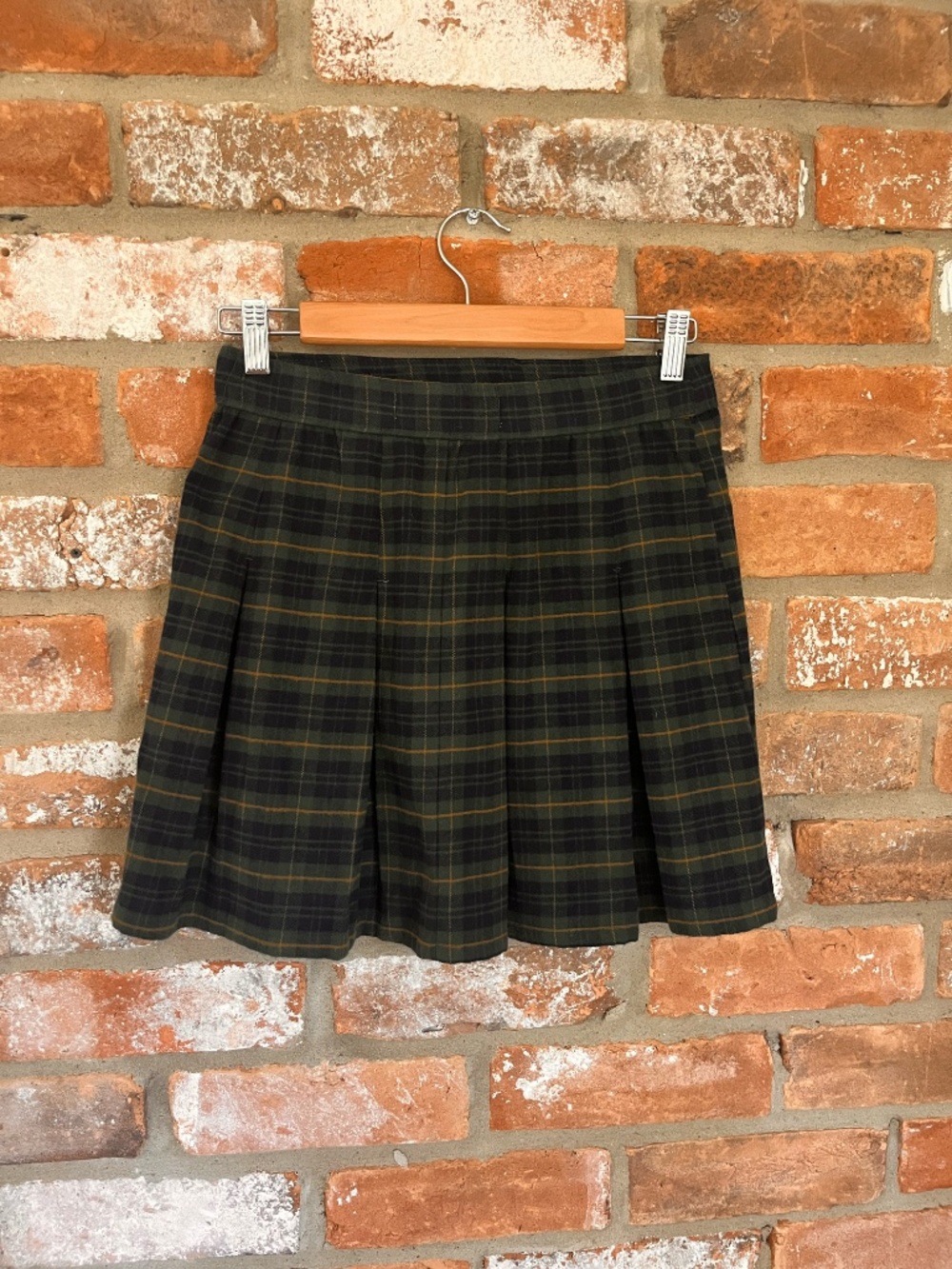 Hollister Plaid Flannel Skirt — Size Small 🍂
